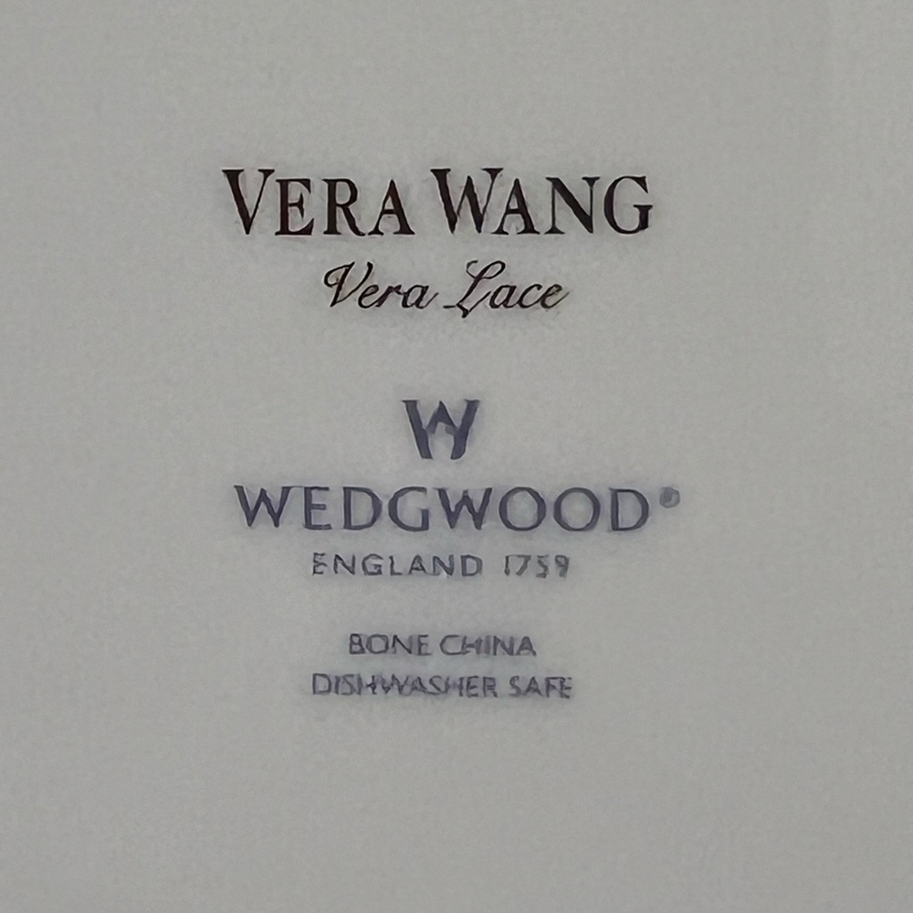 Vera Wang Vera Lace Wedgewood 5PCE China set - Picture 10 of 11